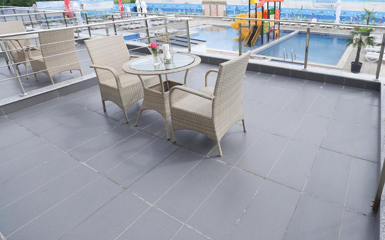 Meliss Events Hotel Craiova Ngoại thất bức ảnh