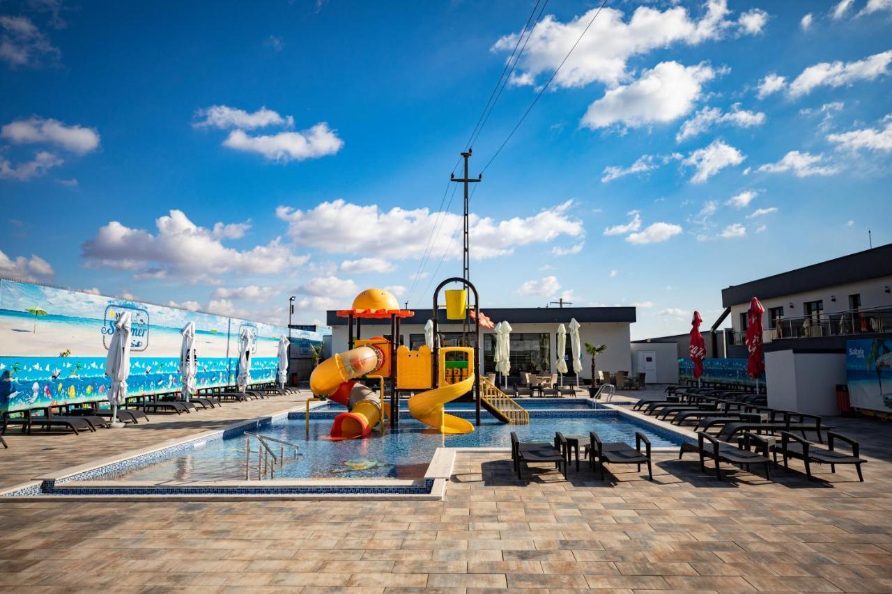 Meliss Events Hotel Craiova Ngoại thất bức ảnh