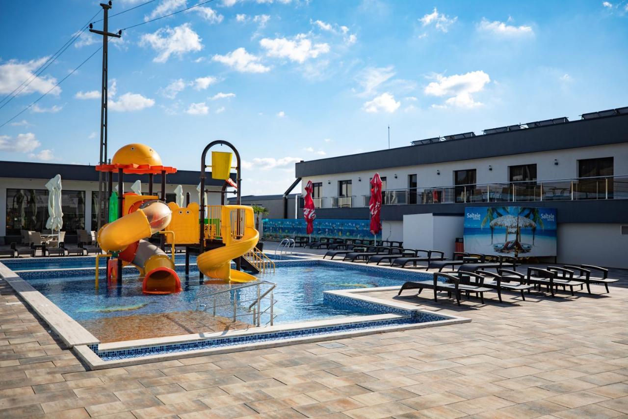 Meliss Events Hotel Craiova Ngoại thất bức ảnh