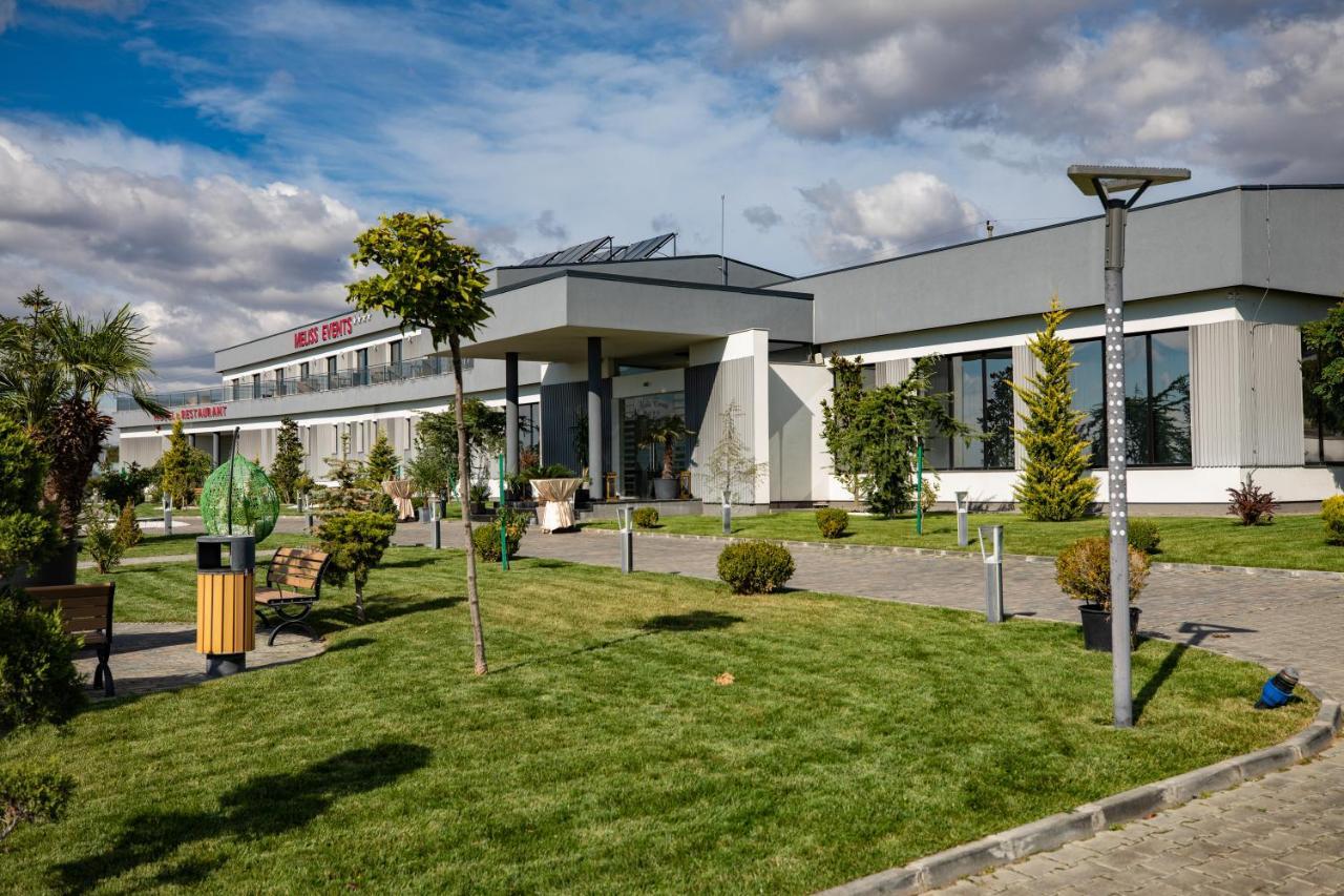 Meliss Events Hotel Craiova Ngoại thất bức ảnh