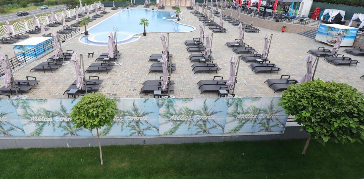 Meliss Events Hotel Craiova Ngoại thất bức ảnh