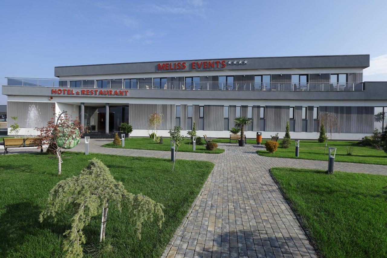Meliss Events Hotel Craiova Ngoại thất bức ảnh