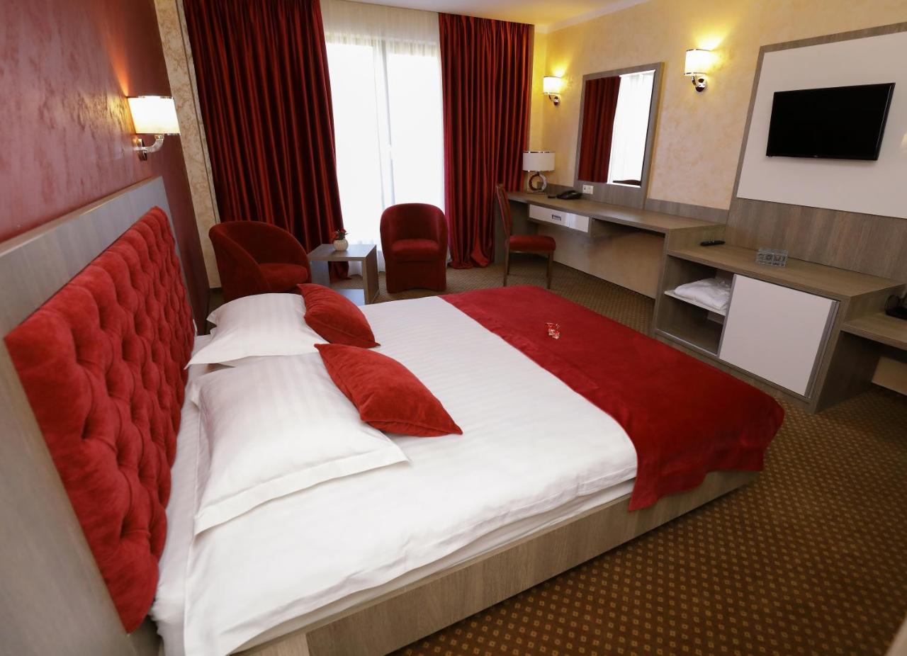 Meliss Events Hotel Craiova Ngoại thất bức ảnh