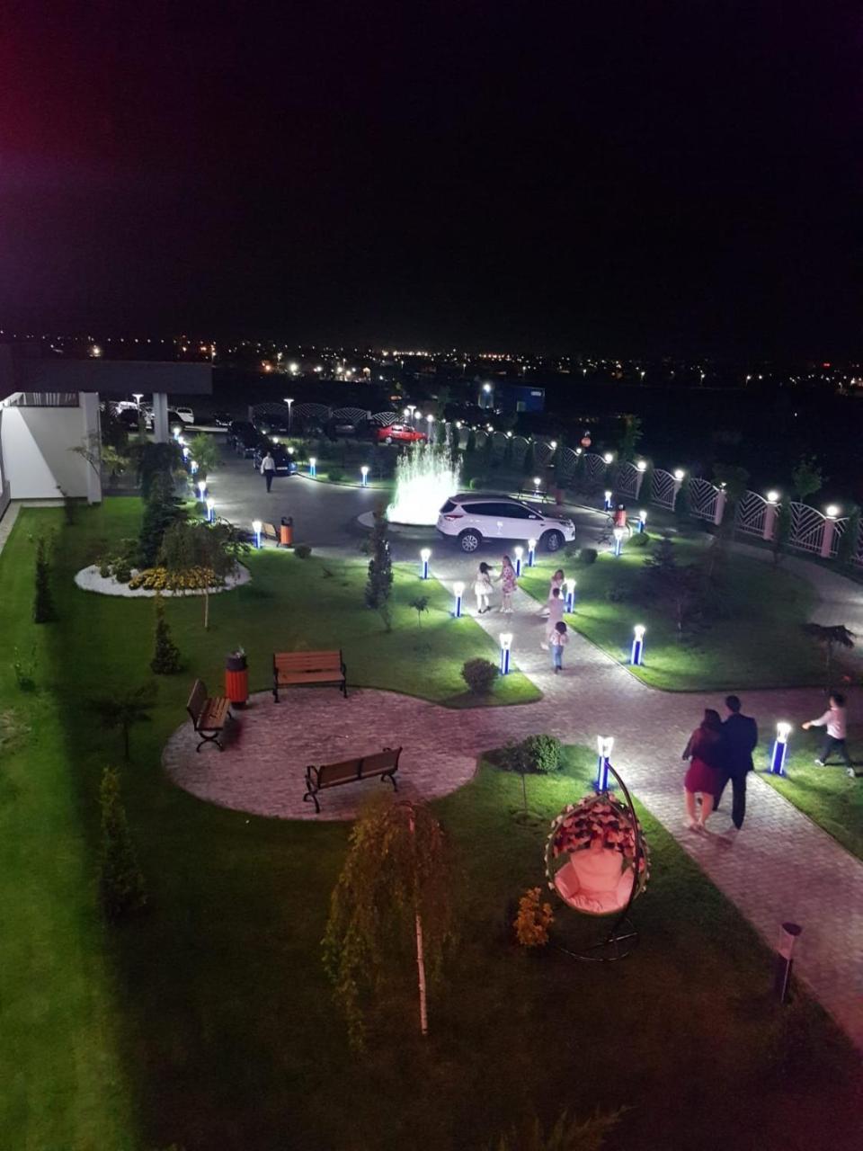 Meliss Events Hotel Craiova Ngoại thất bức ảnh